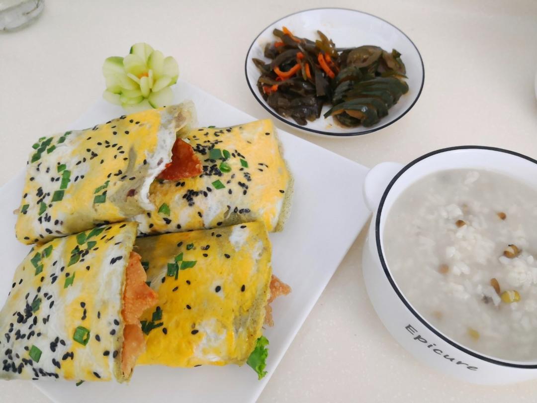 煎饼果子（超详细步骤 甜面酱都是自制的）