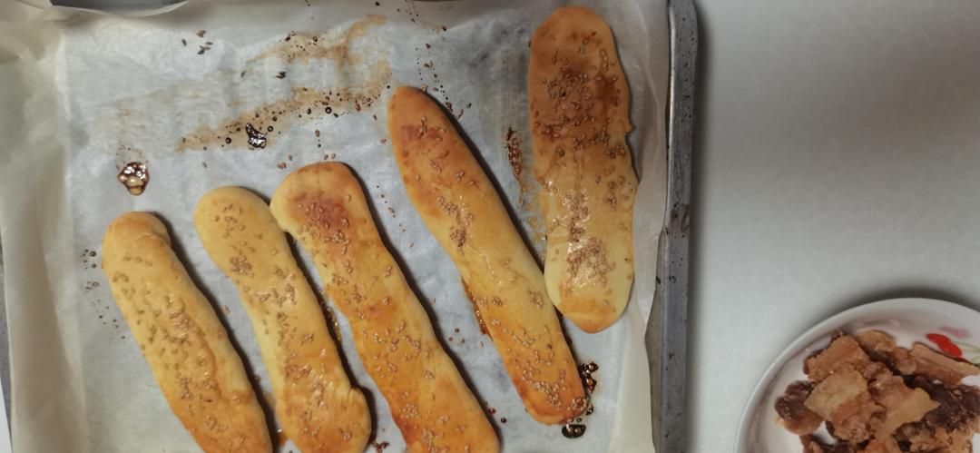 不用发面，简单易做，酥脆可口的空心糖烧饼