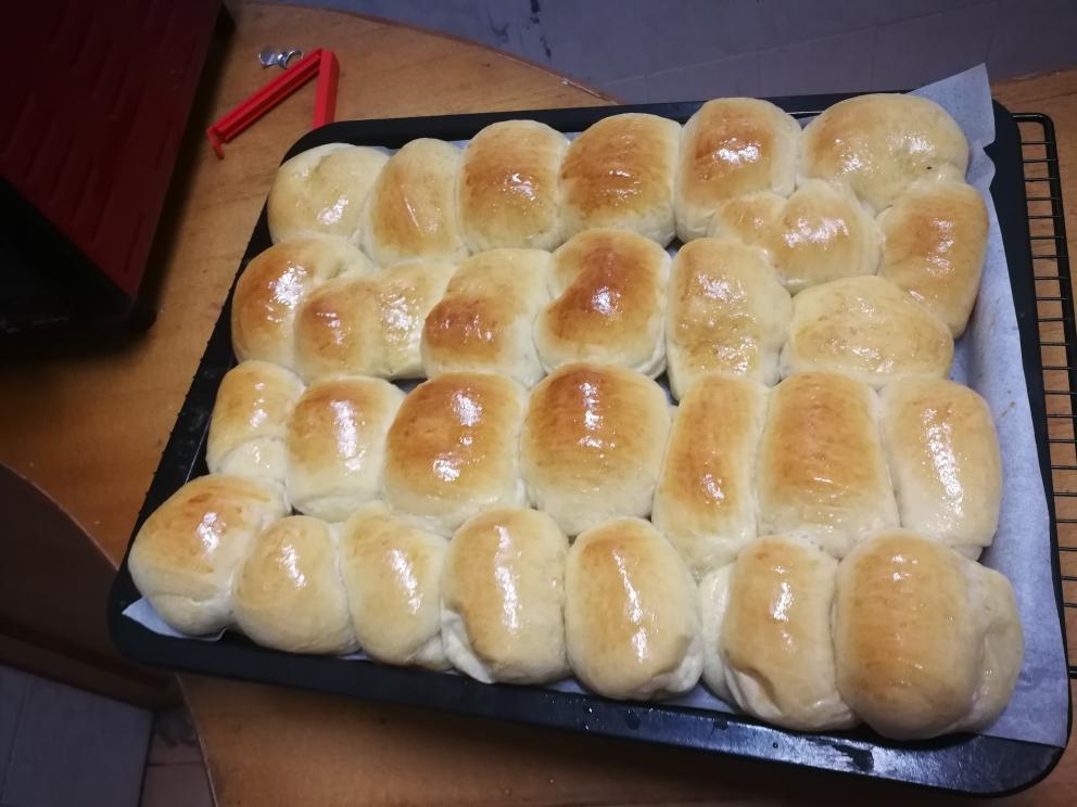 纯奶手撕吐司的做法 步骤1