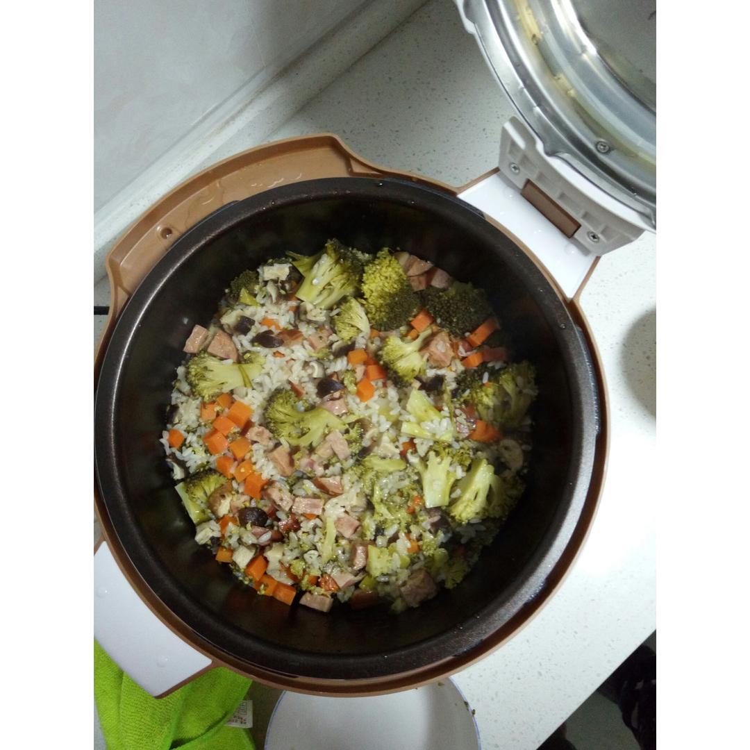 电饭锅煲仔饭