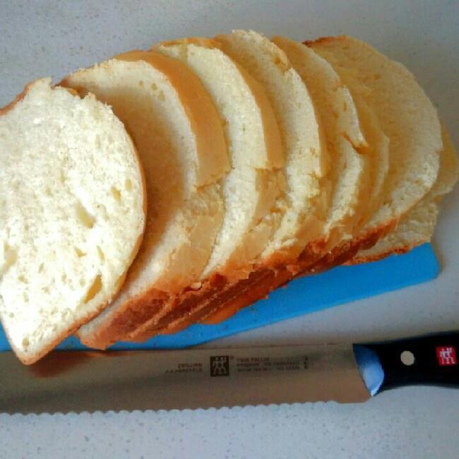面包机版经典吐司的做法