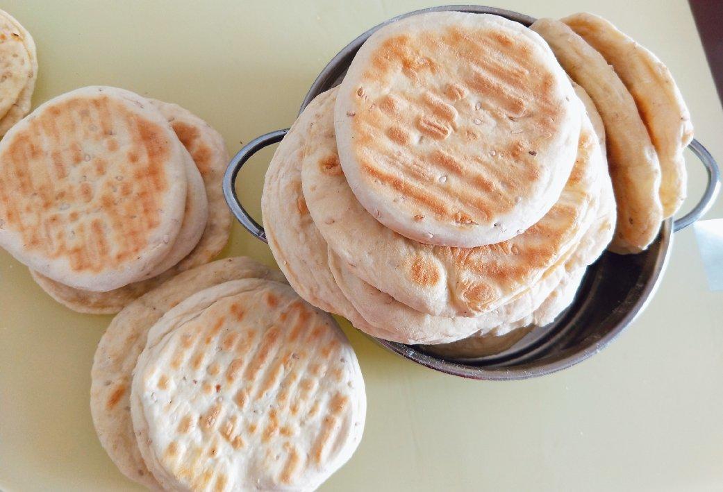 空心馍（肉夹馍）