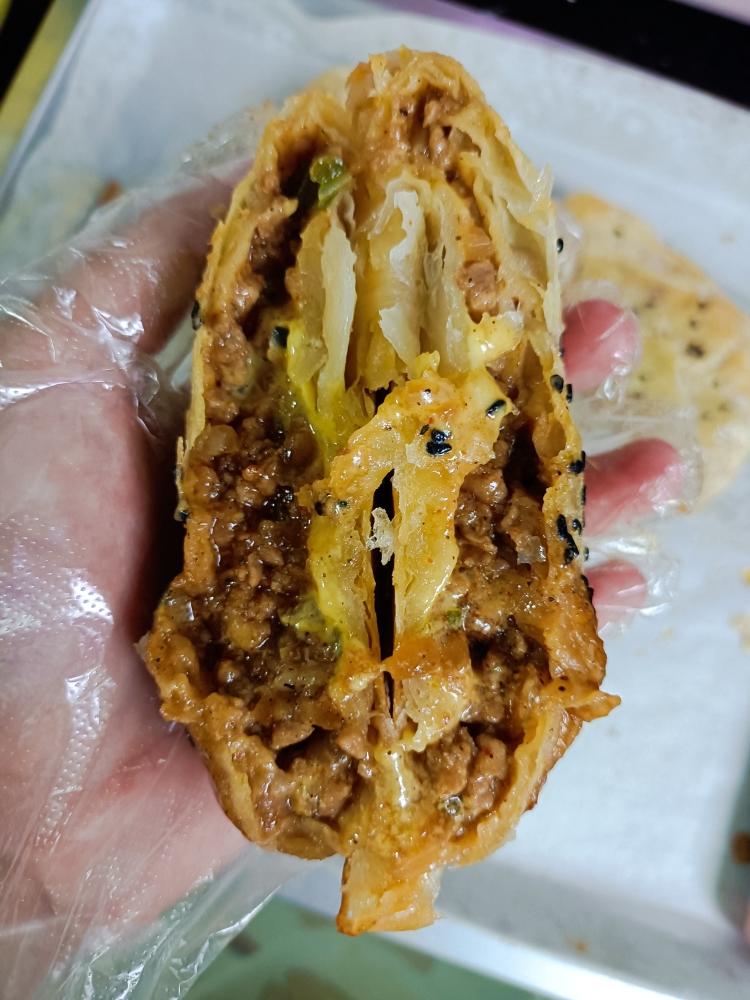 黑椒芝士牛肉饼(手抓饼版)的做法