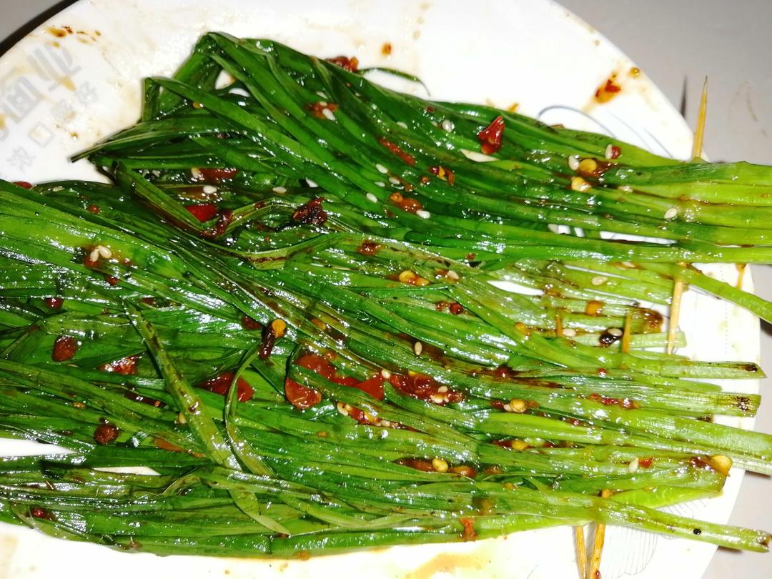 复合句瑞做的平底锅烤韭菜