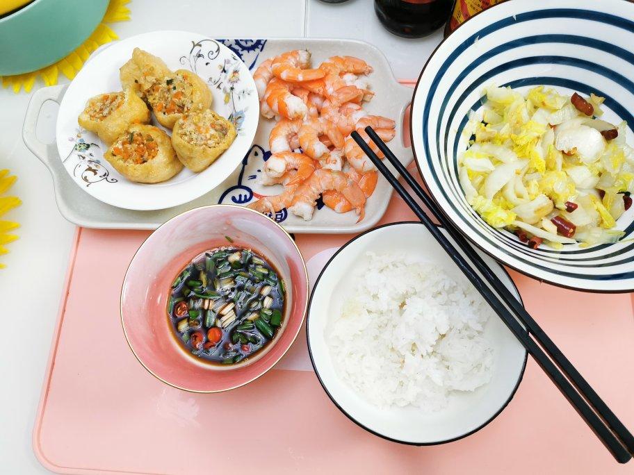 一端上桌就被秒光的时蔬肉沫酿油豆腐