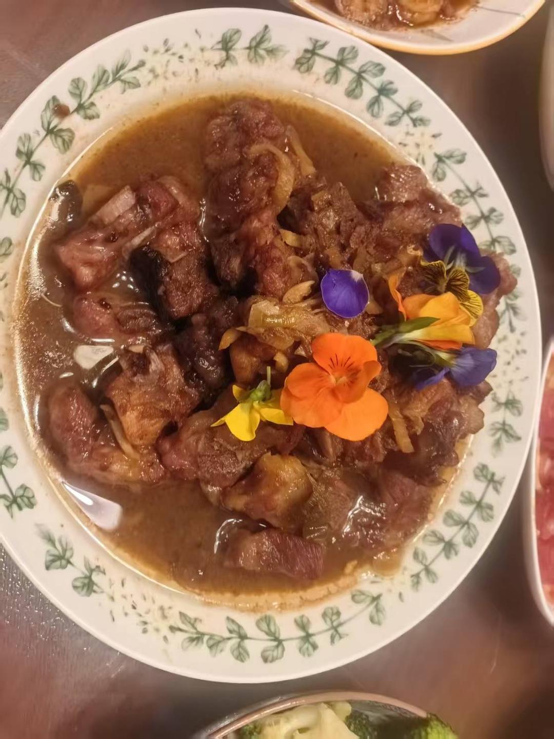 代表月亮消灭你【糖醋凤梨小肋排】