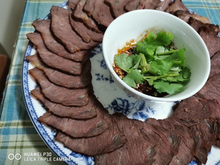 卤牛肉