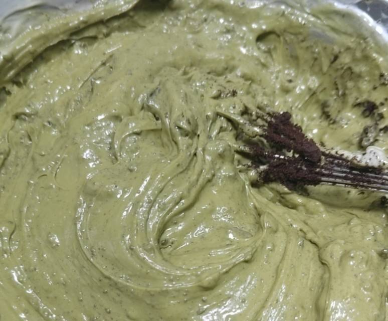 免蒸免烤❗搅一搅就能做的抹茶奶酪冰皮月饼