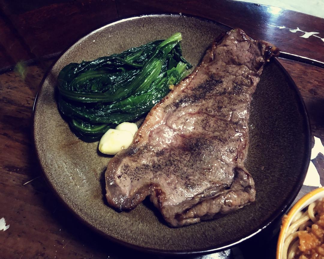 家庭版煎牛排的做法