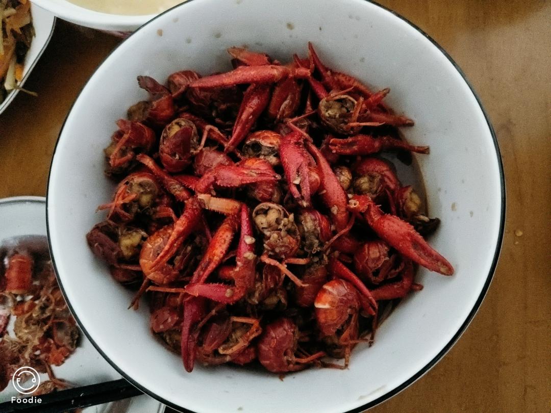 吮指全味虾球