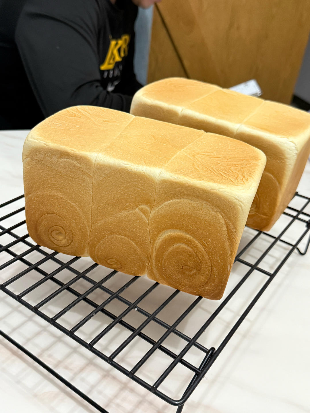 吐司，奶香手撕面包，超级香浓