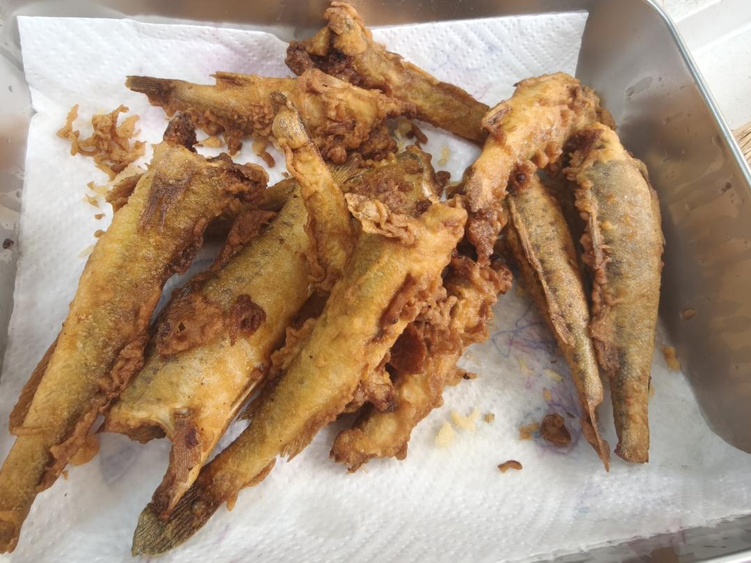 香香脆脆的炸鱼