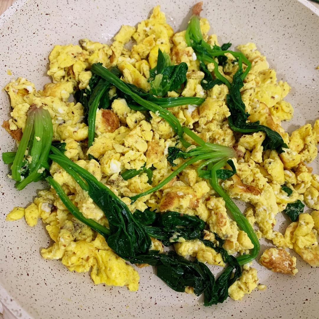 菠菜炒鸡蛋