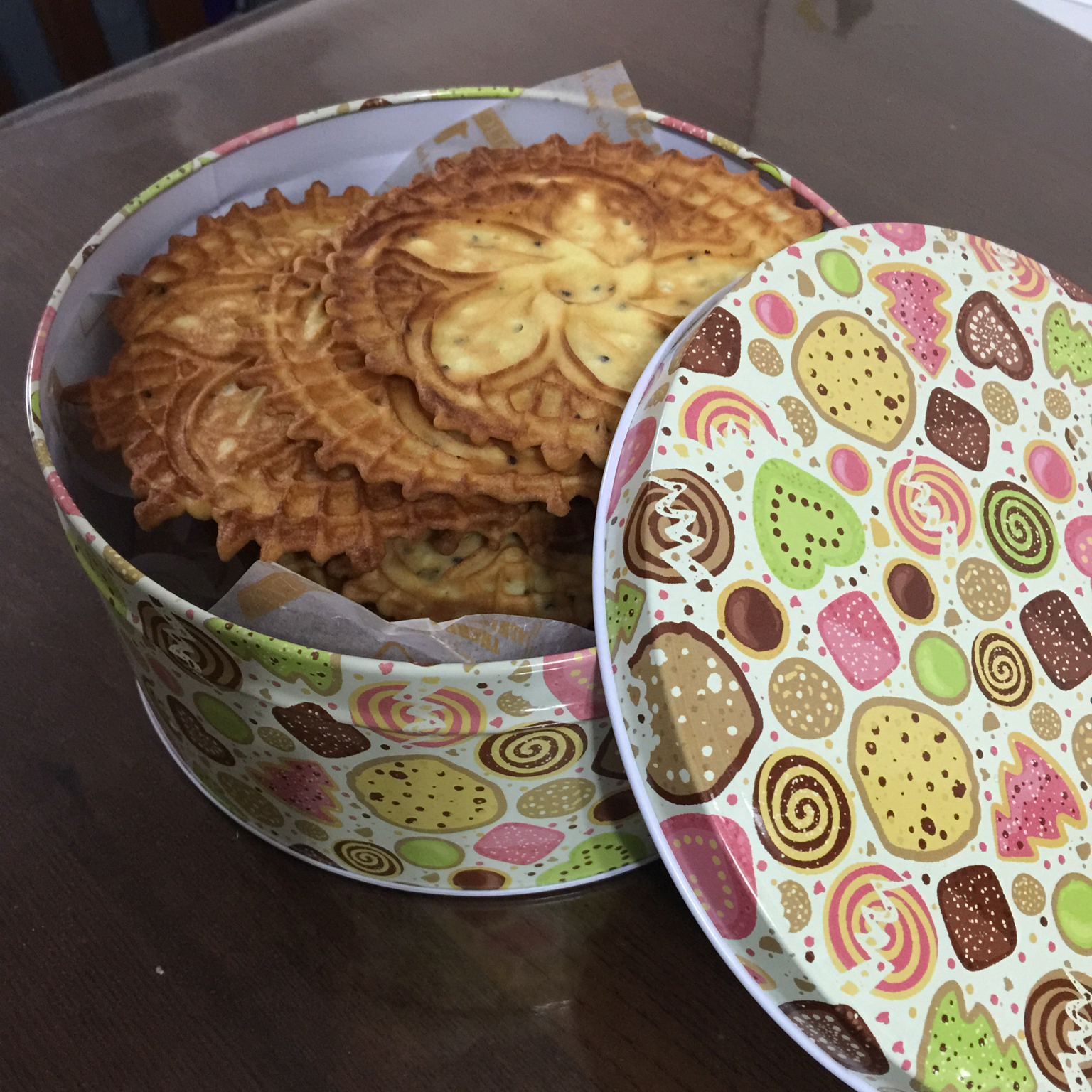芝麻香酥蛋卷（视频食谱）