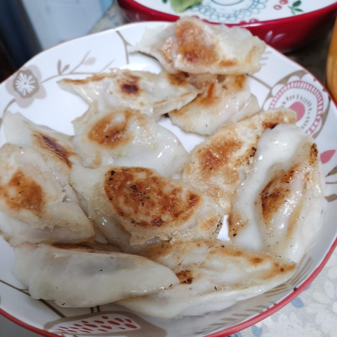 煎饺子（剩饺子）不破皮秘方