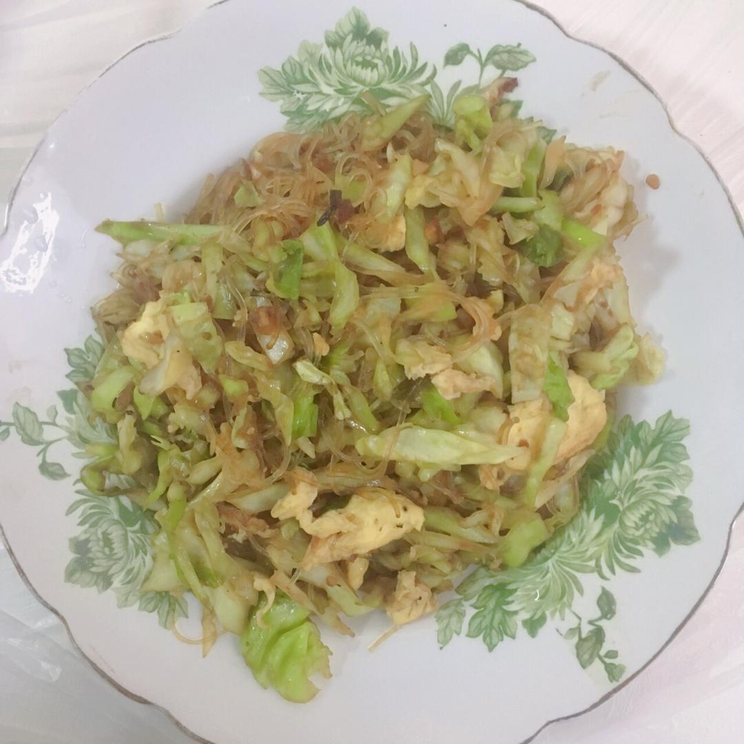 包菜粉丝炒鸡蛋