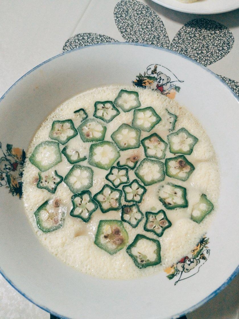 颜值控-做一朵开在碗里的花秋葵蒸水蛋