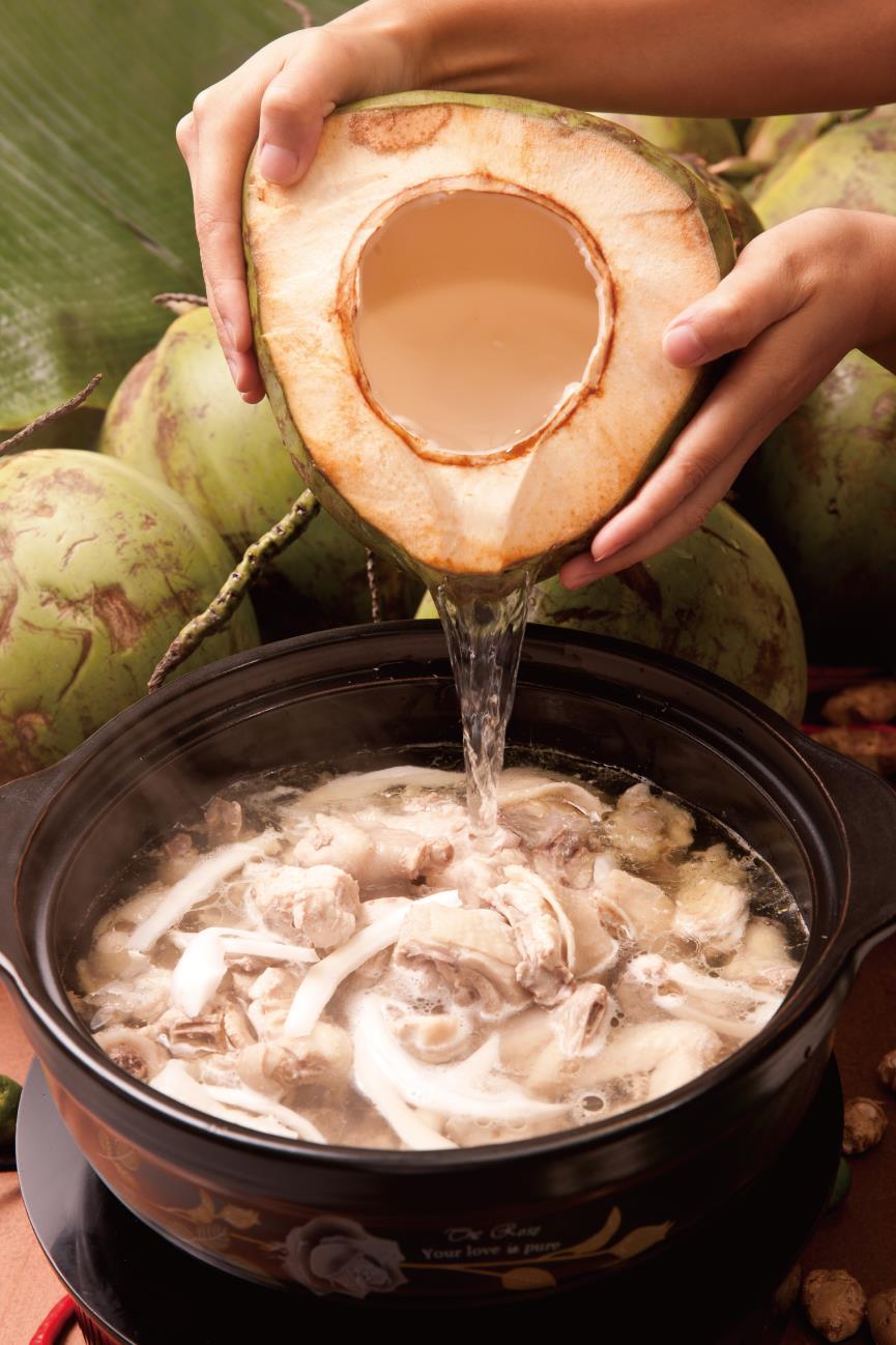 椰子鸡火锅的做法