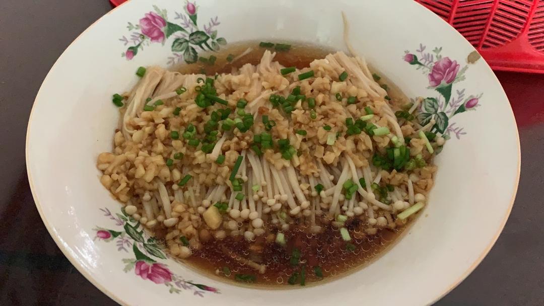 蒜蓉蒸金针菇