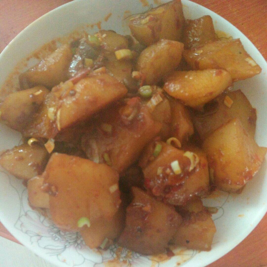 红烧土豆块