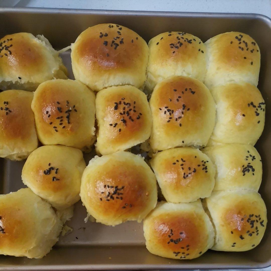 椰蓉夹心小面包（手工揉膜）
