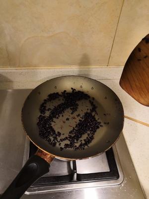 奶香紫米馒头的做法 步骤1