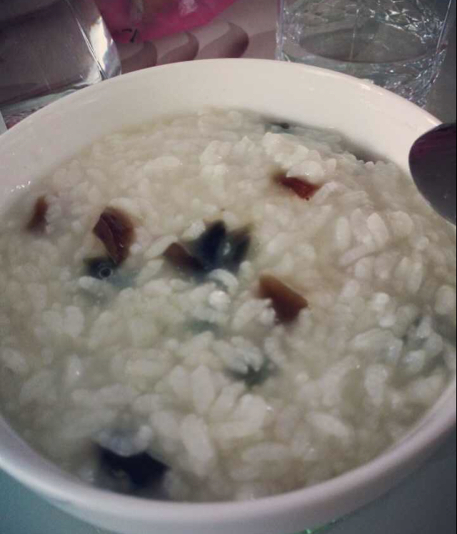 皮蛋瘦肉粥