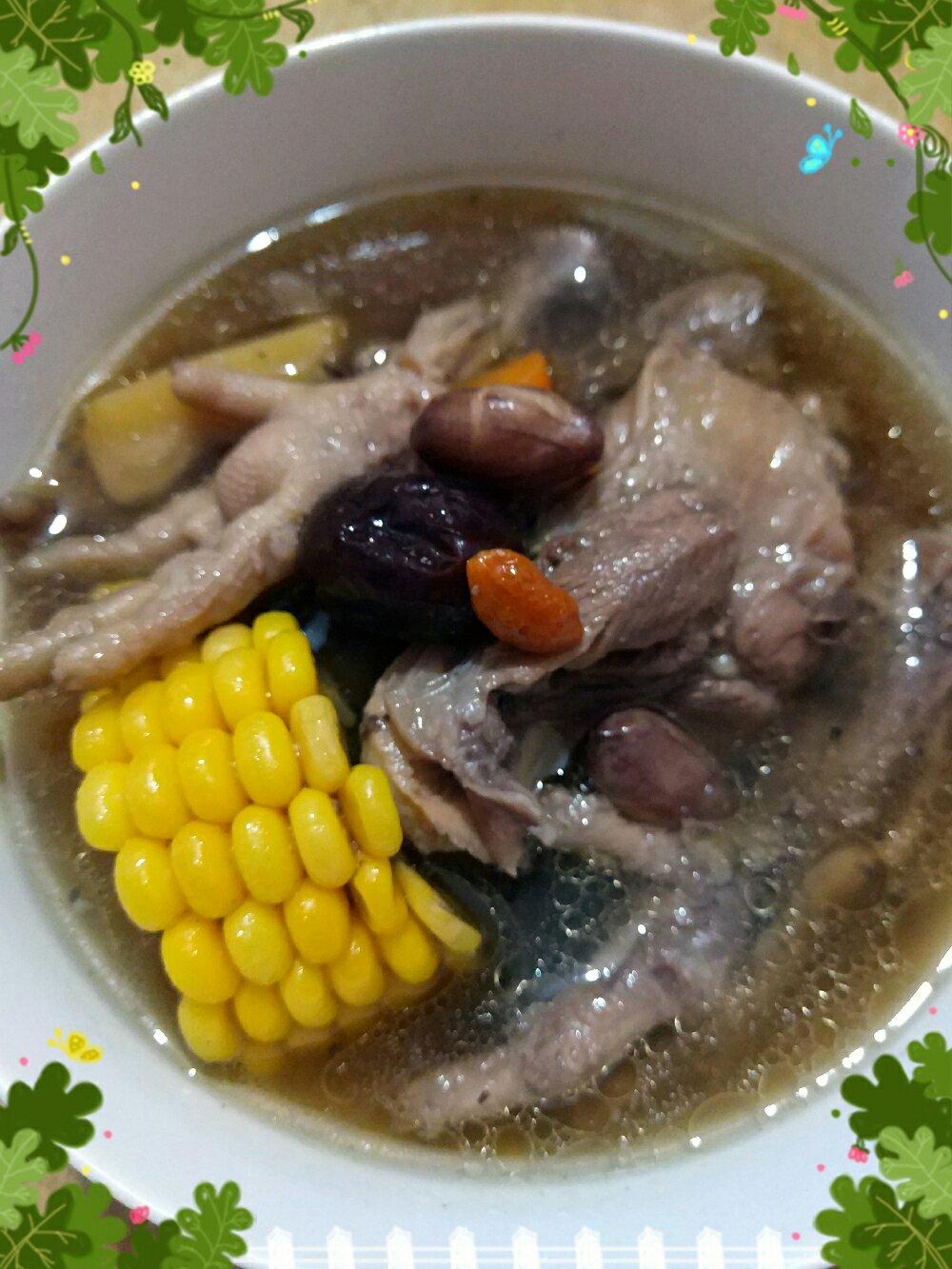 木瓜花生煲猪骨鸡脚