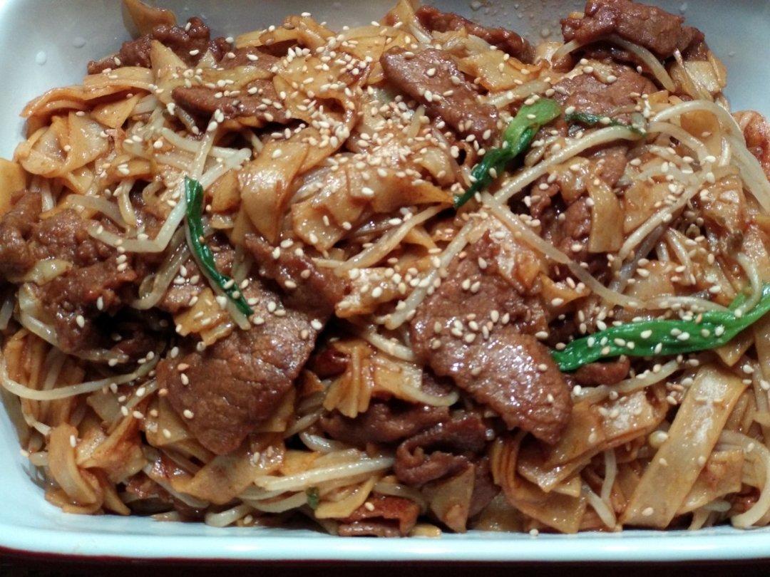 炒河粉