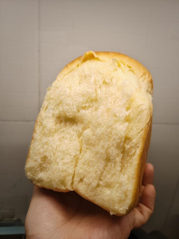 鲜奶吐司（老面法）
