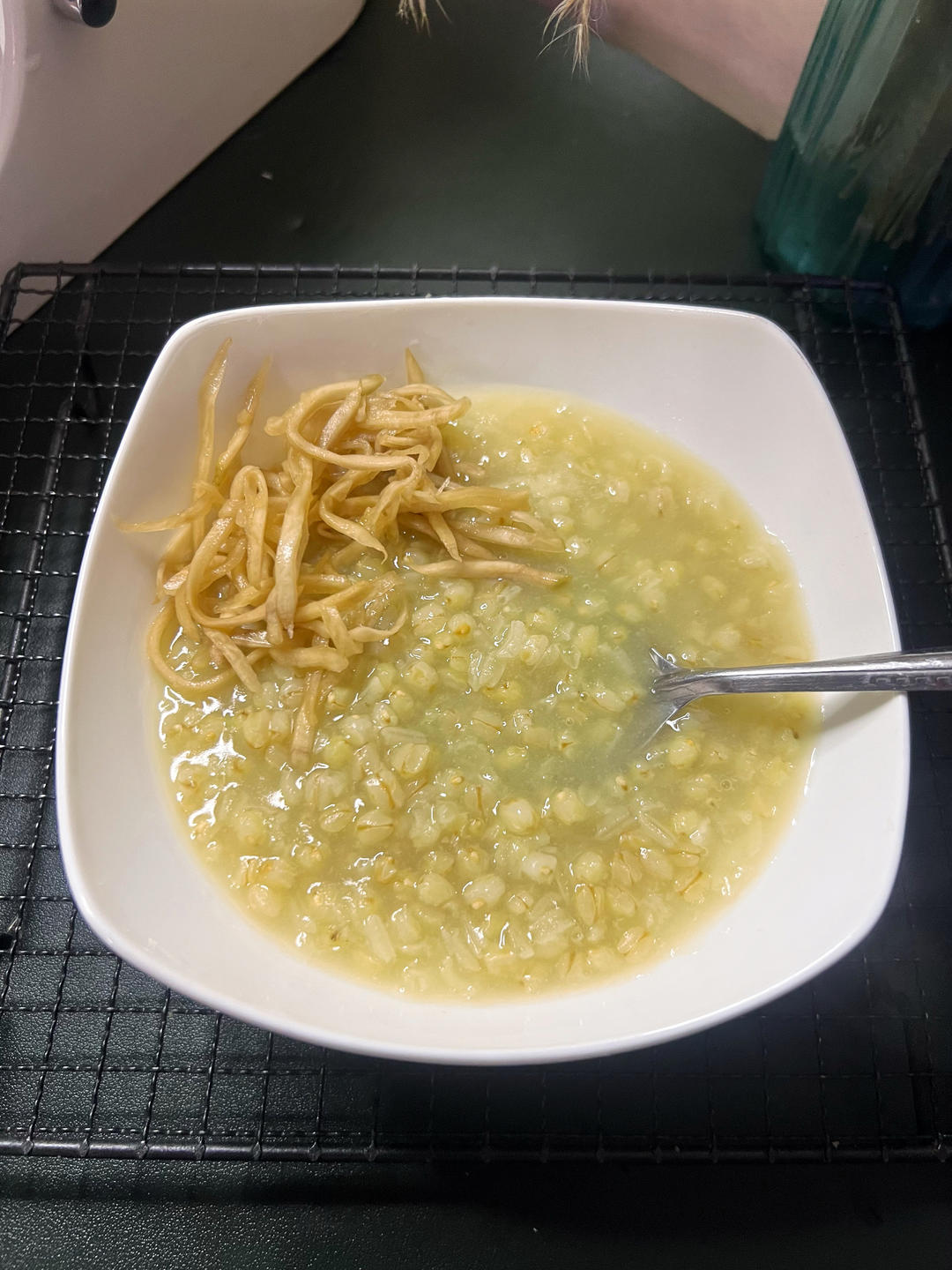 咸菜最佳拍档清香麦仁粥