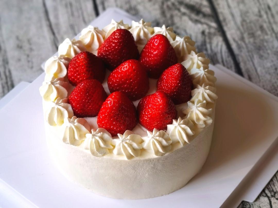 我为家人做蛋糕🎂