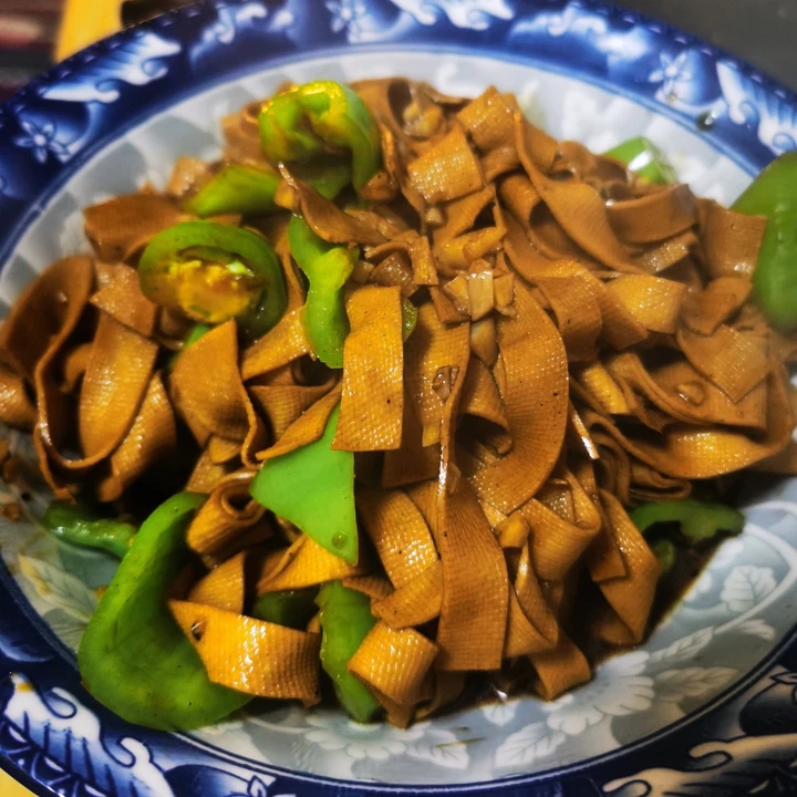 尖椒干豆腐