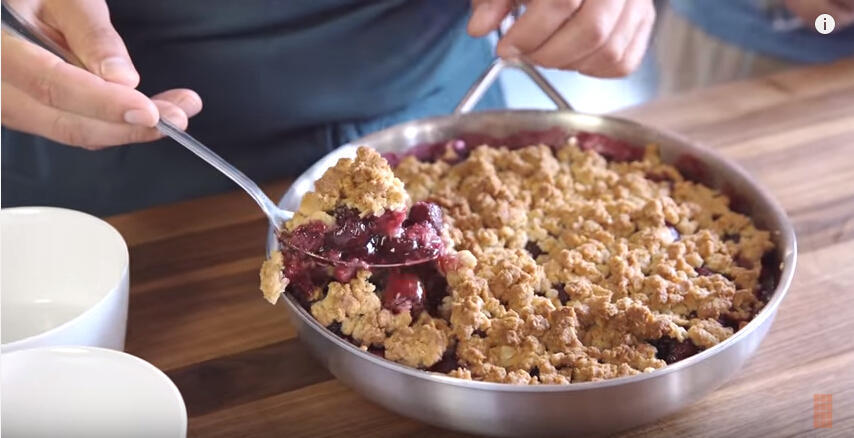 烤水果碎+燕麦金宝顶Simple Fruit Crumble With Oatmeal Streusel Topping