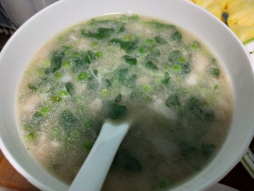 豌豆芋头青菜汤的做法
