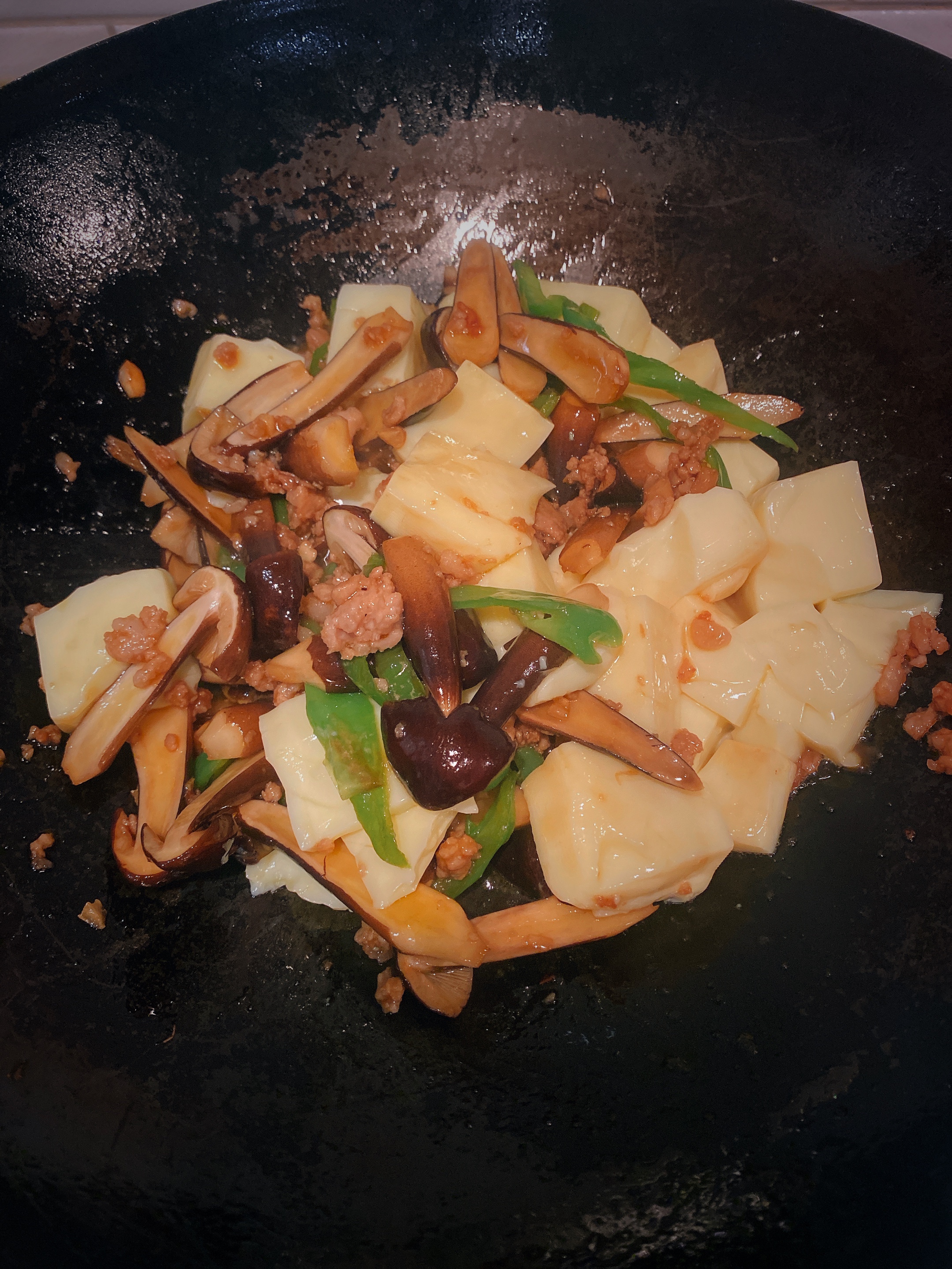 上新：肉糜鸡纵菌烩豆腐的做法 步骤11