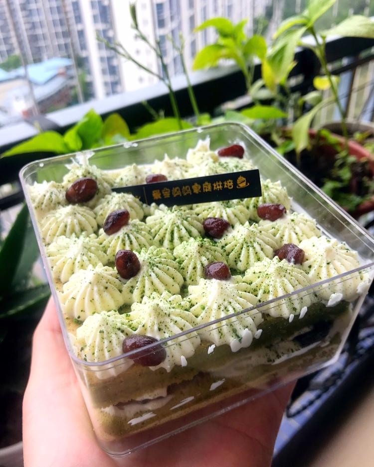 四月物语做的抹茶蛋糕盒子
