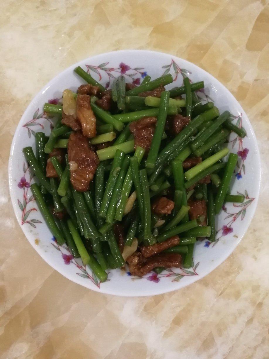 蒜薹炒肉丝