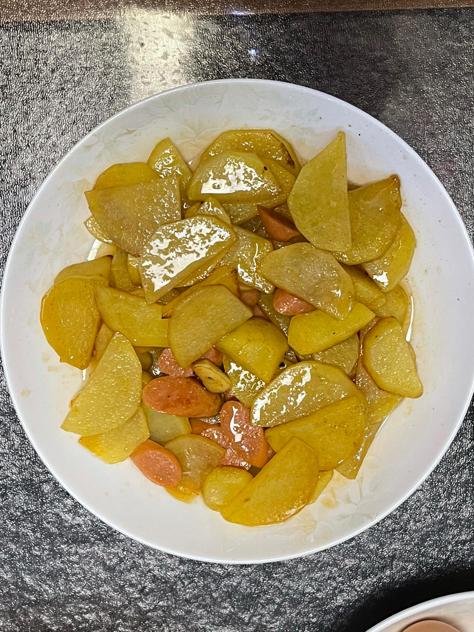 土豆片炒火腿肠