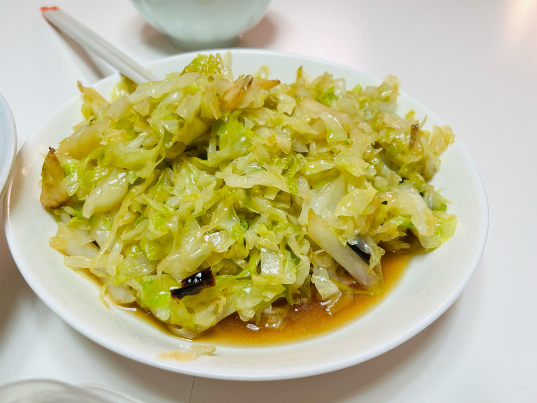 一分钟即可出锅的炝包菜丝、超级爽口下饭