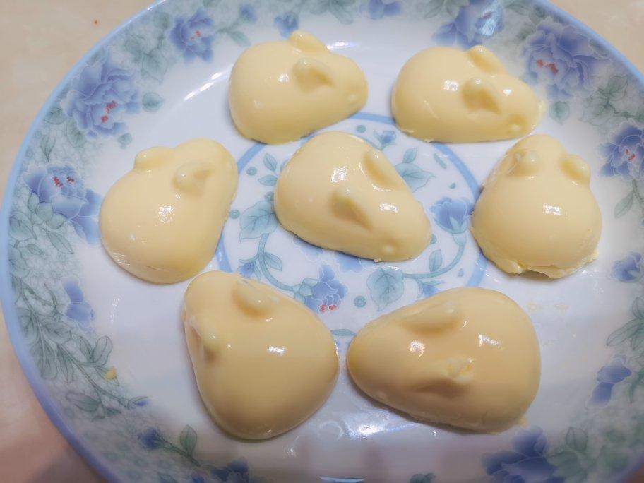 奶酪棒（秒杀市面上的妙可蓝多、女儿每天至少吃两支）