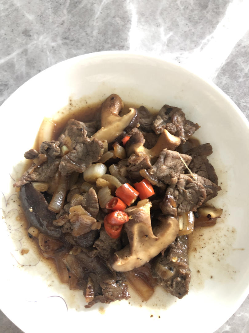 十分钟一道菜～洋葱炒牛肉2020.04.30