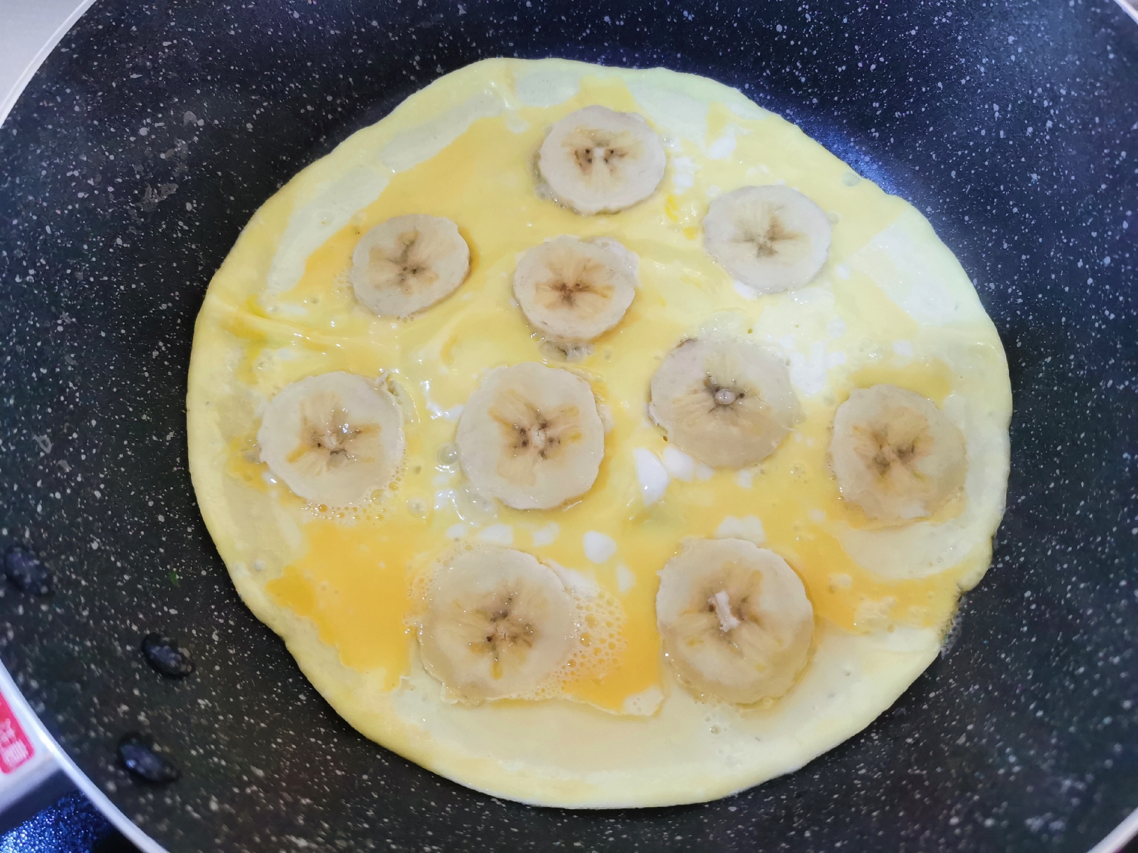 香蕉鸡蛋饼的做法 步骤4