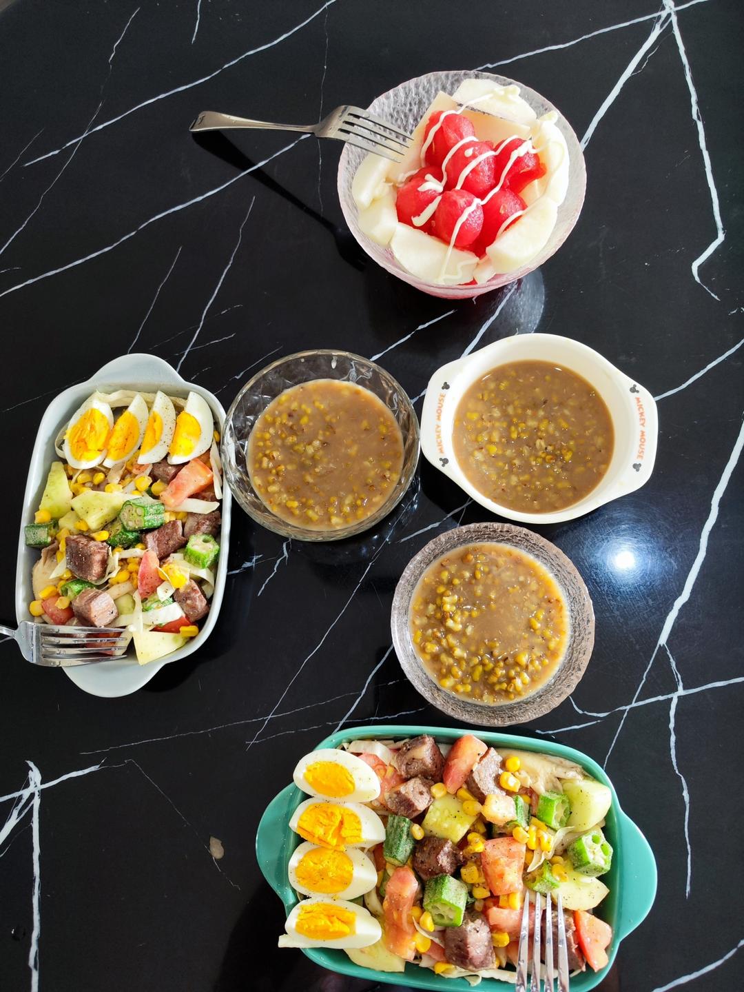 减脂餐|低卡饱腹牛排时蔬沙拉🥗好吃哭了