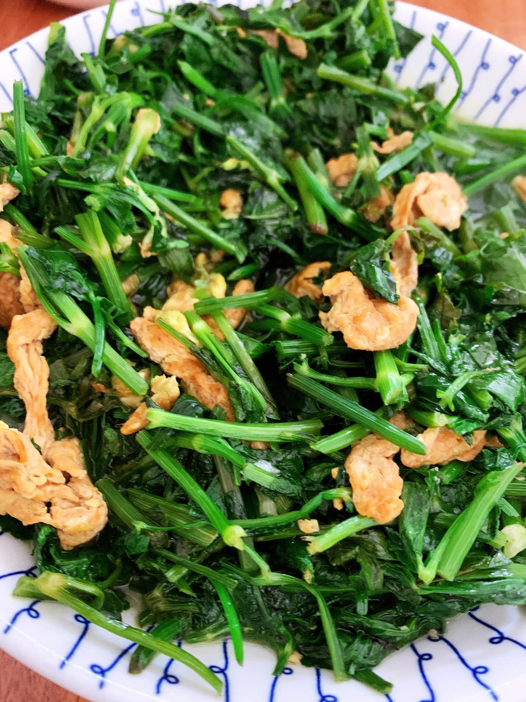 最香爆炒野水芹