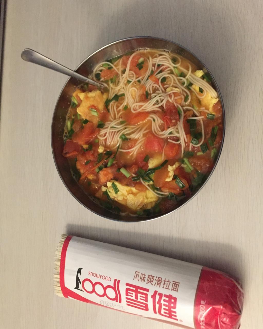 超美味浓郁汤汁番茄煎蛋面