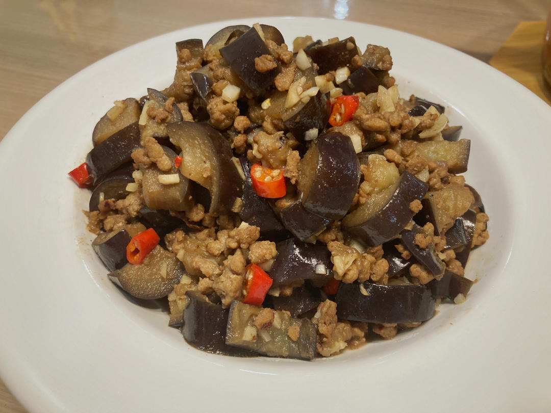 【健康三餐】蒜香肉末炒茄子