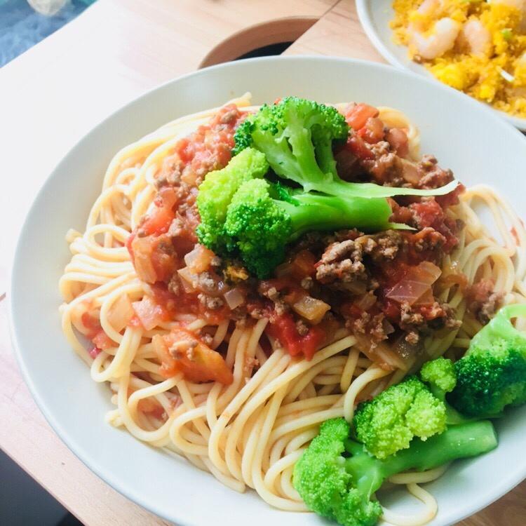 番茄肉酱意大利面