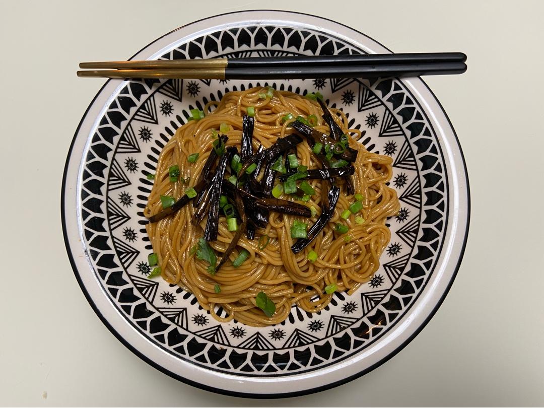 吃完保证你舔盘的葱油拌面（附独家料油方）