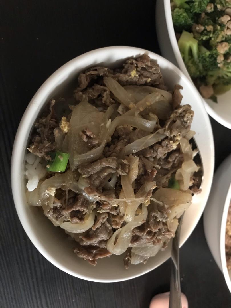 液态小熊 | 牛丼 | 野生吉野家の日式牛肉饭